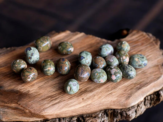 Rhyolite tumbled crystals