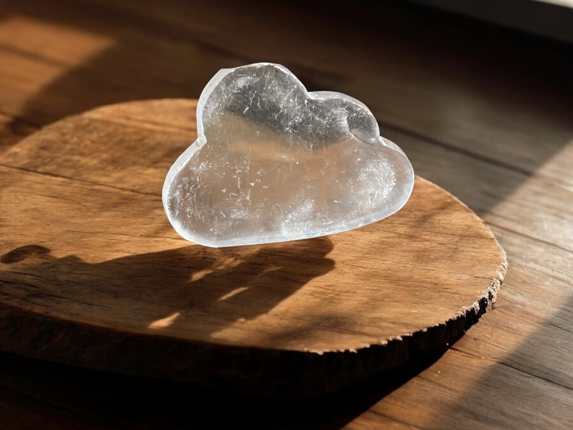 Selenite cloud crystal shape