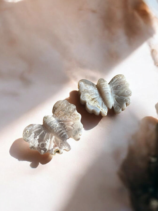 Flower agate butterfly crystal figurines