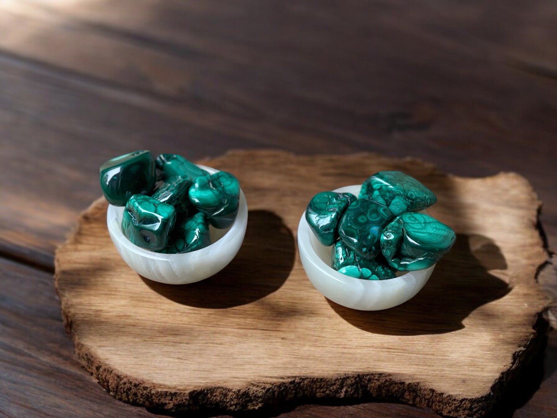 malachite tumbled stones